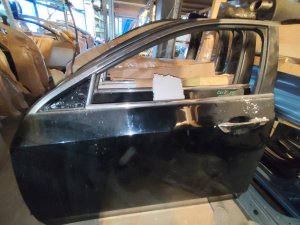 Дверь передняя левая . HONDA ACCORD