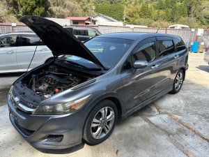 HONDA STREAM RN6 2012