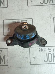 Левая подушка двигателя аккорд 8 0252 HONDA ACCORD CU2 2008