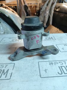 Правая подушка двигателя cx7 6231 MAZDA CX7
