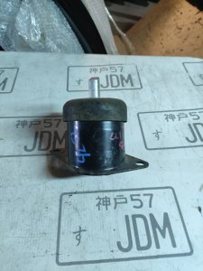 Правая подушка двигателя аккорд 8 4252 HONDA ACCORD CU2 2008