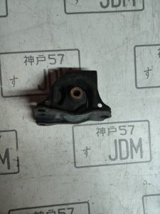 Верхняя правая подушка двигателя HONDA ODYSSEY RA6 2001