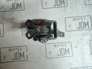 Левая подушка двигателя Mitsubishi outlander CW6W FR 1546 MITSUBISHI OUTLANDER CW6W 2008