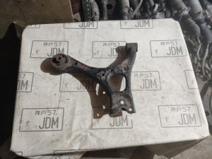 Рычаг левый передний civic 0146 HONDA CIVIC