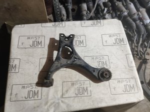 Рычаг левый передний civic 0146 HONDA CIVIC