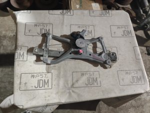 Стеклоподъёмник передний правый civic 0146 HONDA CIVIC