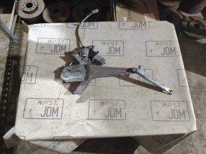 Стеклоподъёмник задний правый civic 0146 HONDA CIVIC