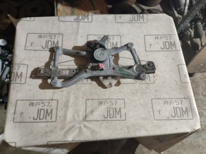 Стеклоподъёмник передний правый civic 0146 HONDA CIVIC