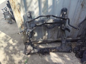 Передний подрамник HONDA ACCORD