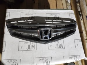 Решетка радиатора HONDA ACCORD