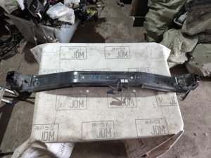 Передний усилитель бампера CR-V RE4 2621 HONDA CR-V