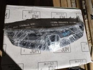 Решетка радиатора HONDA ACCORD