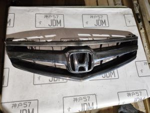 Решетка радиатора HONDA ACCORD