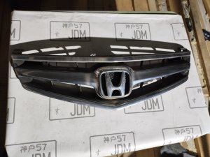 Решетка радиатора HONDA ACCORD