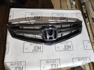 Решетка радиатора HONDA ACCORD