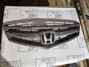 Решетка радиатора HONDA ACCORD