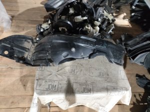 Подкрылок передний правый TOYOTA WISH 4WD