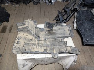 Защита днища CR-V RE4 9403 HONDA CR-V
