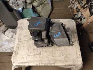Корпус воздушного фильтра MAZDA ER3P 6003 MAZDA CX7