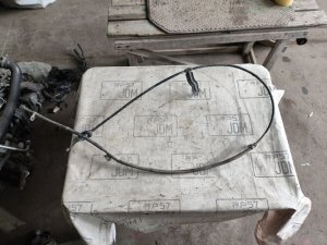 Тросик ручника правый HONDA ACCORD